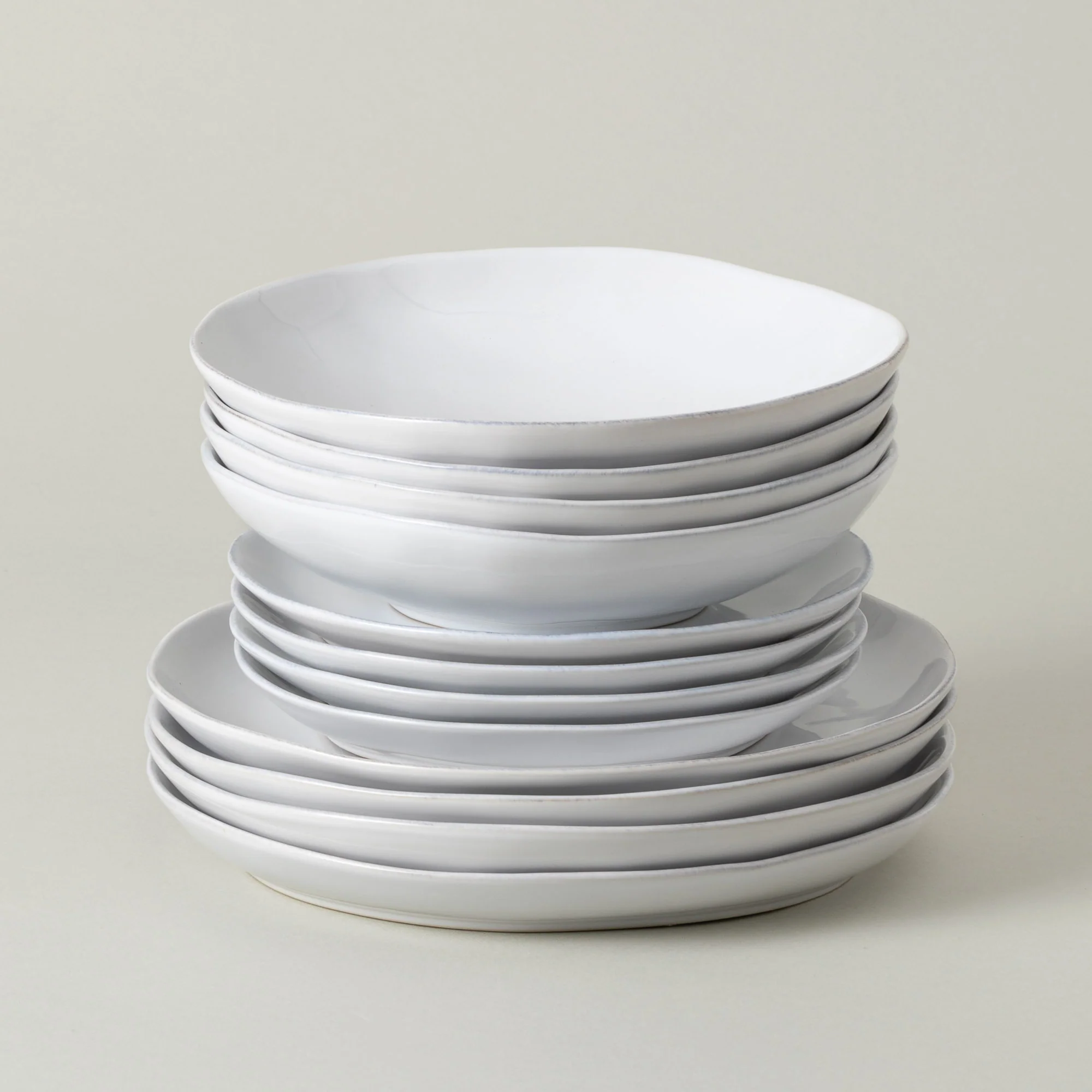 12-Piece Dinnerware Set with Soup/Pasta Bowl Livia