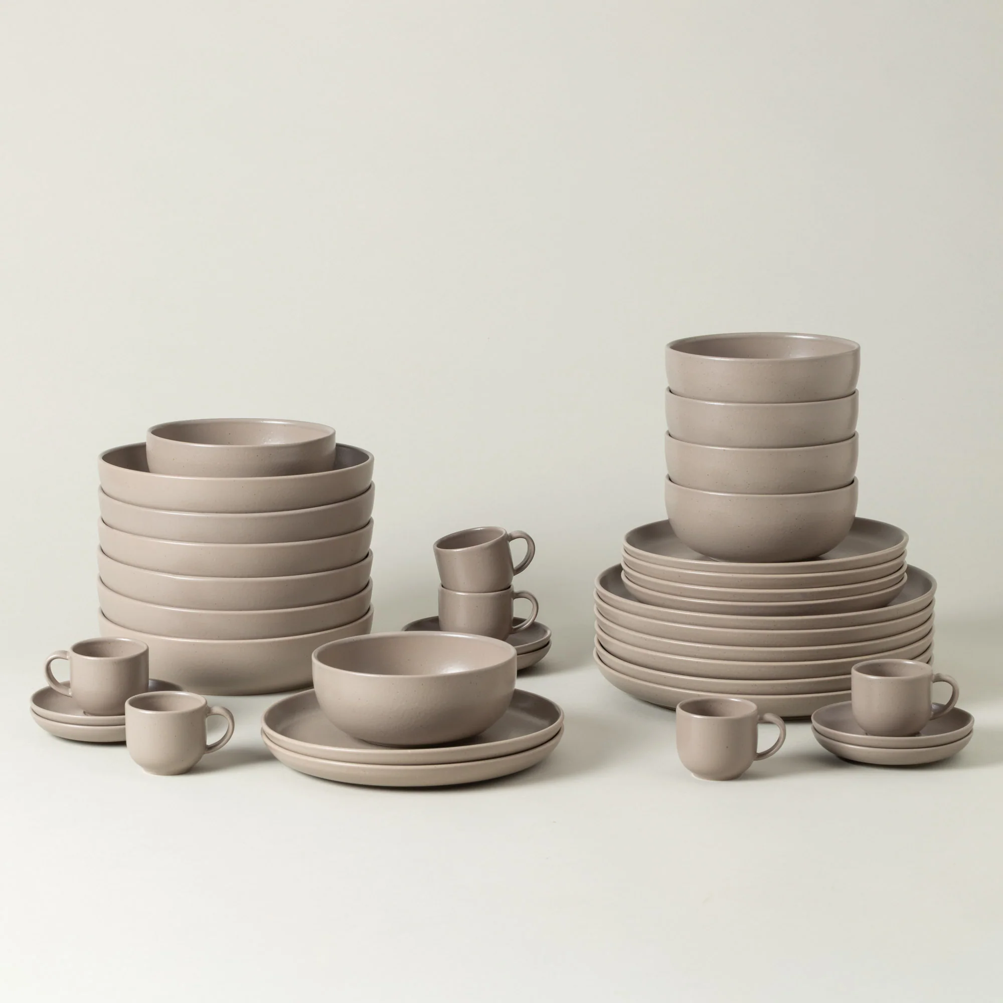 30-Piece Dinnerware Set with Coffee Cup and Saucer Pacifica, Casafina by COSTA NOVA